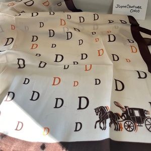 NEW D Scarf 26"x26 , NEW Designer Like scarf, Stylish Scarf Gift, NIP Scarf D